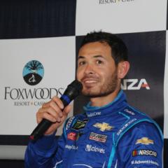 Gallery: Kyle Larson's Visit to Foxwoods Resort Casino