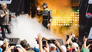 Access the Frontstretch