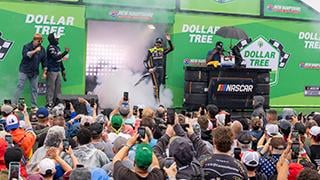 Access the Frontstretch