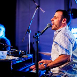 The Flying Ivories Dueling Pianos